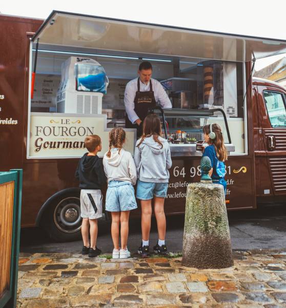 Trouver un food truck de desserts gourmands pour un vin d'honneur à Melun (77)